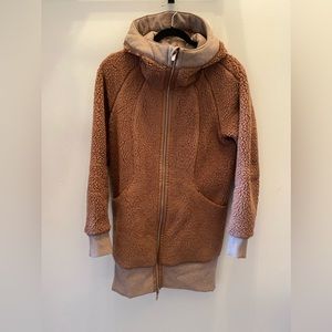 Lululemon reversible Sherpa jacket